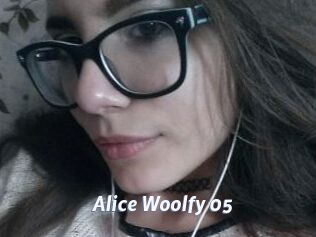 Alice_Woolfy_05