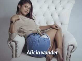 Alicia_wonder