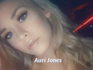 Auri_Jones