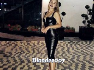 Blondee007