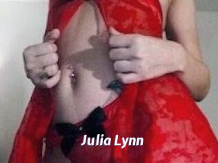 Julia_Lynn