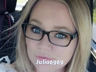 Julia6969