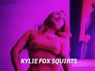 KYLIE_FOX_SQUIRTS