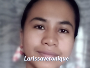 Larissaveronique