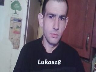 Lukasz8