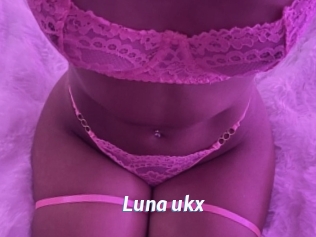 Luna_ukx