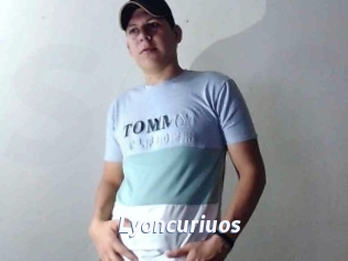 Lyoncuriuos