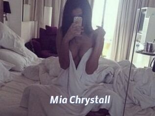 Mia_Chrystall