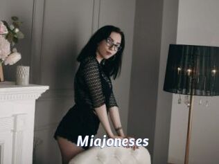 Miajoneses