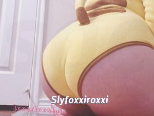 Slyfoxxiroxxi